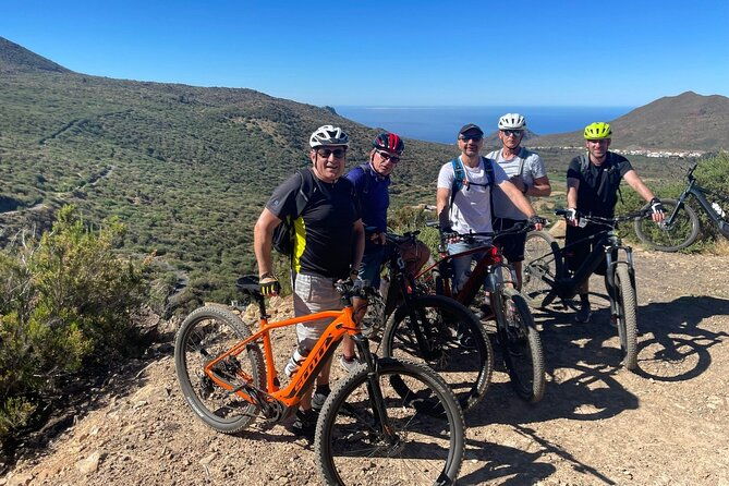 e-bike-ride-at-chinyero-natural-reserve-on-premium-bikes