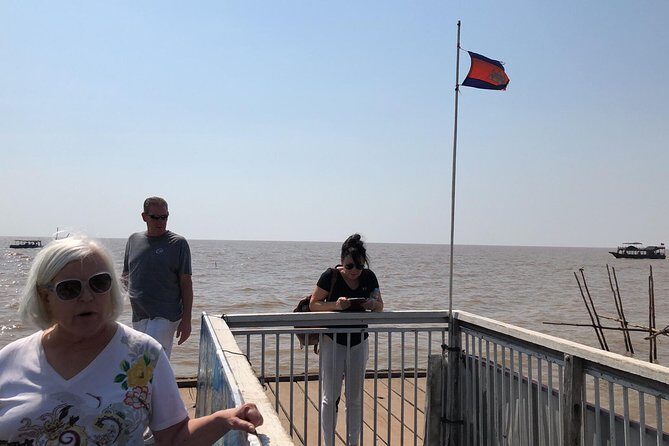 E-BIKE RIDE TO VISIT FLOATING VILLAGE (30-35 km) - FAQ