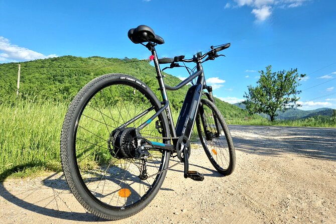 e-bike-tour-around-gacka-river-valley