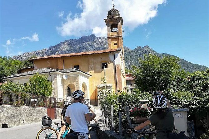 e-bike-tour-around-three-lakes-and-idyllic-mountain-life