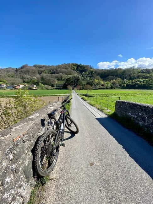 E-Bike Tour - Castles cycle route in Lunigiana - E-Bike Tour - Castles cycle route in Lunigiana