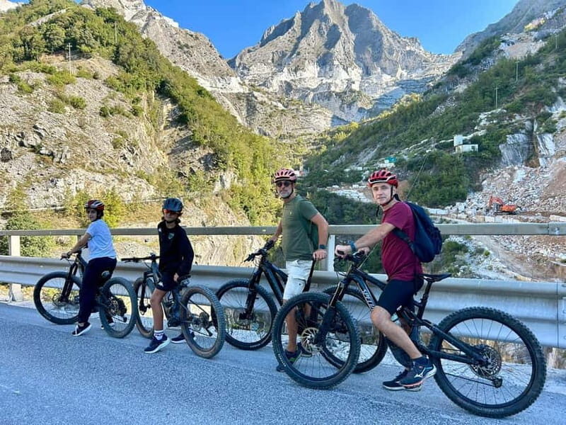 E-Bike Tour to the Carrara Marble Quarries with lard tasting - Climbing the “Ravaneti”: A Raw Look at Quarry Life