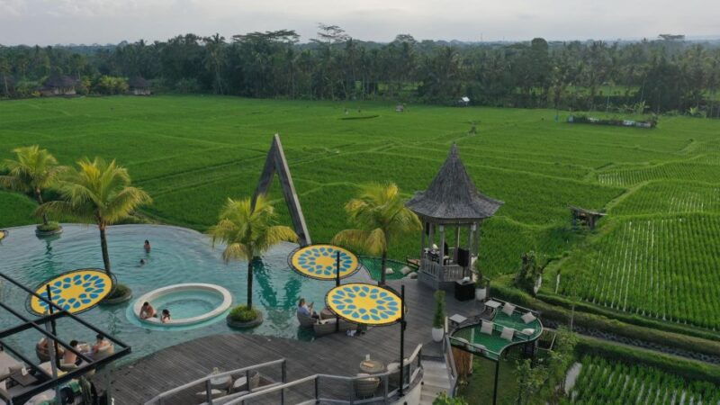 e-bike-ubud-rice-terraces-traditional-villages-cycling