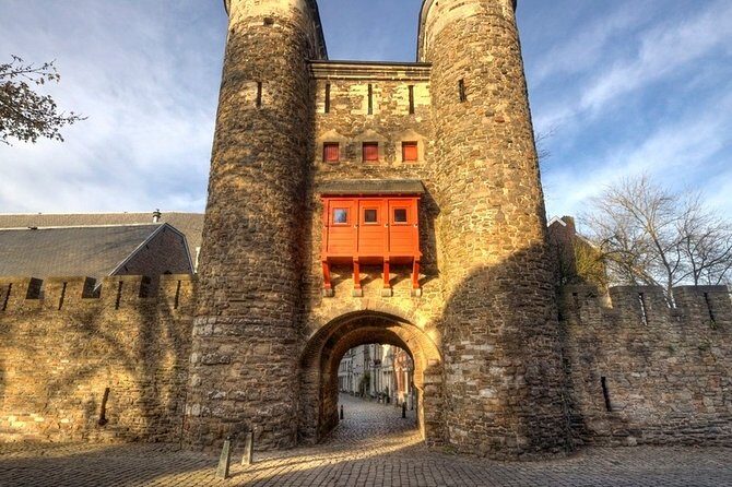 e-Scavenger hunt Maastricht: Explore the city at your own pace - A Closer Look at the Maastricht e-Scavenger Hunt Experience