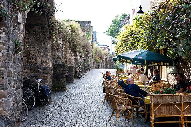 e-Scavenger hunt Maastricht: Explore the city at your own pace - Who Is This Tour Best For?