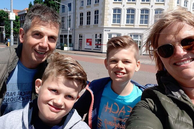 e-scavenger-hunt-sneek-explore-the-city-at-your-own-pace