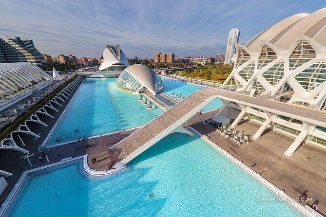 e-scavenger-hunt-valencia-explore-the-city-at-your-own-pace