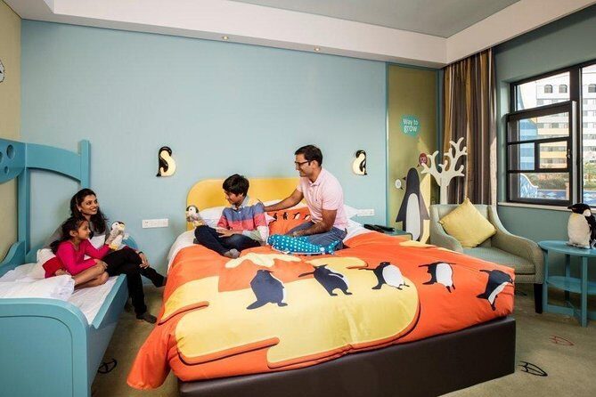 E-Ticket: Zhuhai Chimelong Ocean Kingdom, Circus & Penguin Hotel 1-night Coupon - The Sum Up: Who Will Love This Tour?