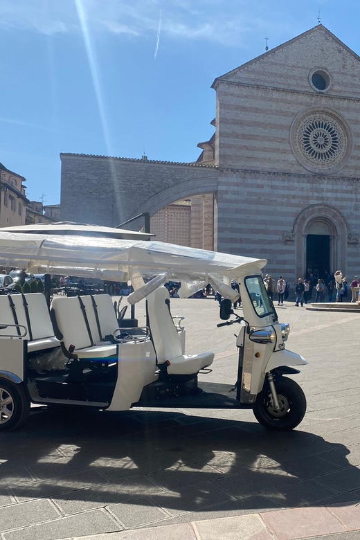 e-tuk-panoramic-tour-assisi-with-audio-guides