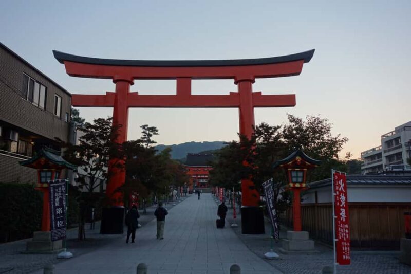 Early Bird Hike from Fushimi Inari to Kiyomizu Temple - Practical Details and What to Expect