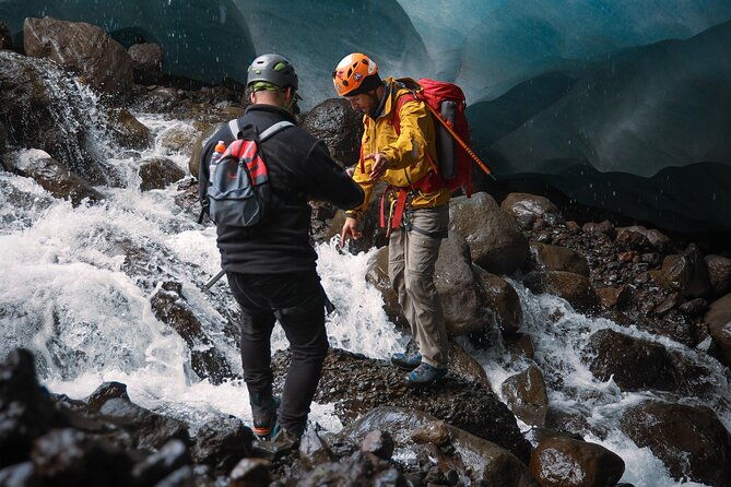 early-bird-ice-cave-with-5-professional-photos