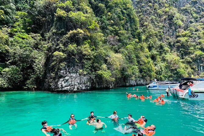 Early Bird Phi Phi 4 Islands by Speedboat 2 Trips in 1 Day - The Sum Up