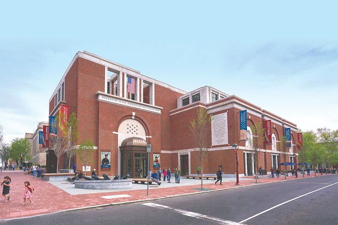 early-entry-museum-of-the-american-revolution-admission-1-hour-guided-tour-2