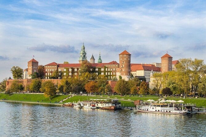 early-good-morning-krakow-walking-tour-with-traditional-breakfast