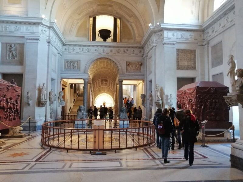 early-morning-small-group-vatican-museums-tour