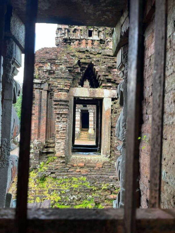 Early My Son tour/transfer to avoid crowd and the heat - Authentic Experiences from Reviews