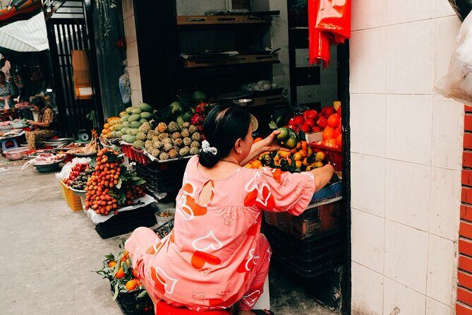 Early Riser Walk: Grandma Noodles, Cafe, Exotic Fruits & History - A Closer Look at the Tour Experience