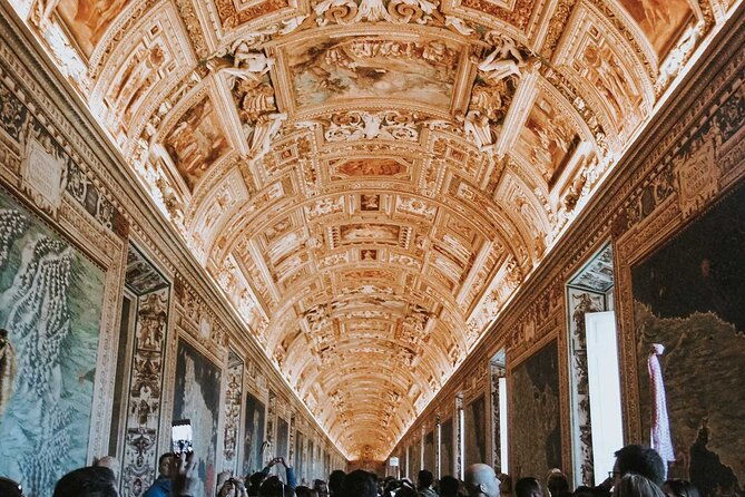 early-vatican-museums-sistine-chapel-and-basilica-walking-tour