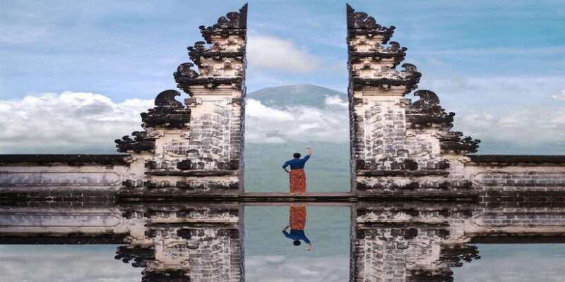 east-bali-lempuyang-gates-tenganan-water-palaces-tour