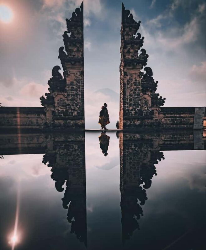 East Bali: Lempuyang Temple, Tirta Gangga & Virgin Beach - Key Points