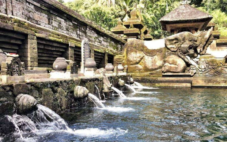 east-bali-trip-besakih-temple-lake-batur-tirta-empul