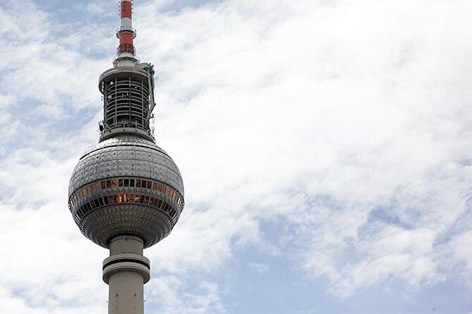 East Berlin and the Berlin Wall 2-Hour Walking Tour - Who Should Take This Tour?