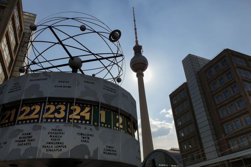 east-berlin-and-the-wall-walking-tour