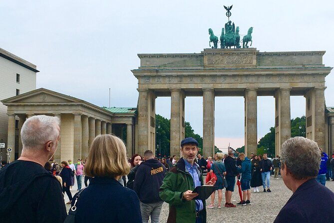 east-berlin-city-of-shadows-private-walking-tour