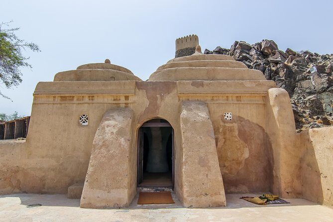 East Coast Dibba & Fujairah Day Trip with Lunch from Dubai - Who Will Love This Experience?