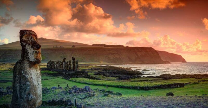 easter-island-private-full-day-history-of-the-moai