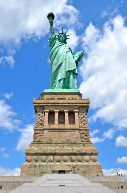 easy-access-statue-of-liberty-brooklyn-bridge-discovery