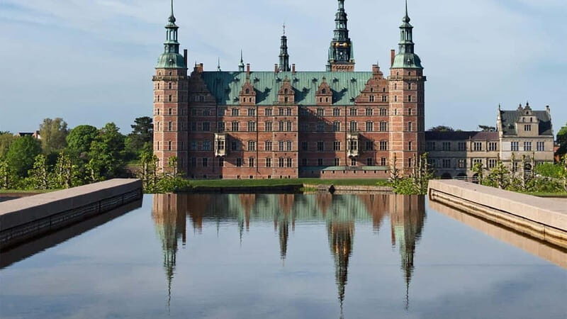 Easy Pace Tour of Kronborg Castle and Frederiksborg Palace - What Makes This Tour Stand Out?