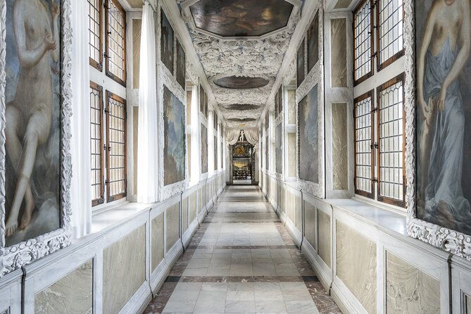 easy-tour-winter-kronborg-castle-and-fredriksborg-palace