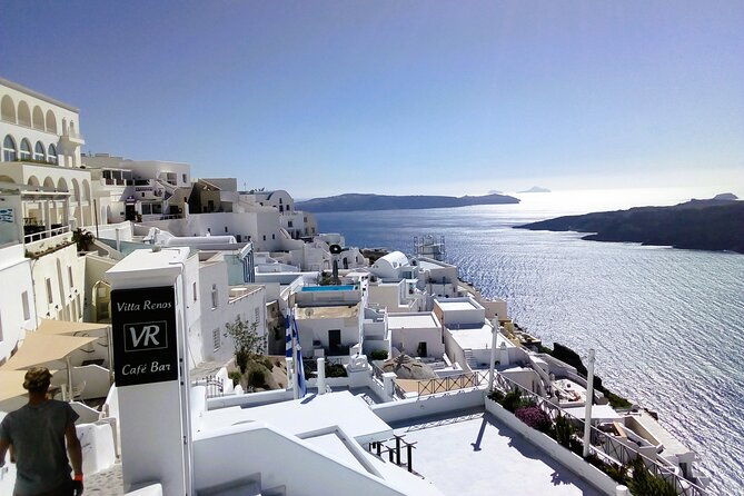easy-walks-in-santorini-private-half-day-tour-2