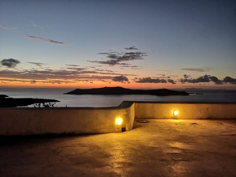 easy-walks-in-santorini-private-half-day-tour-3