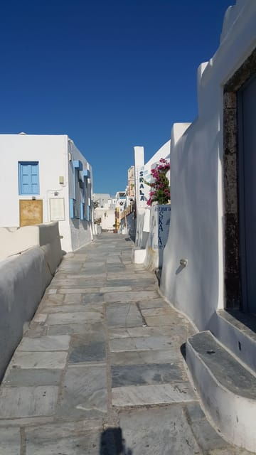 easy-walks-in-santorini-private-half-day-tour-3
