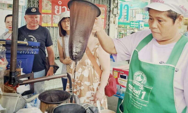 eat-street-food-and-drink-like-a-local-in-bangkok