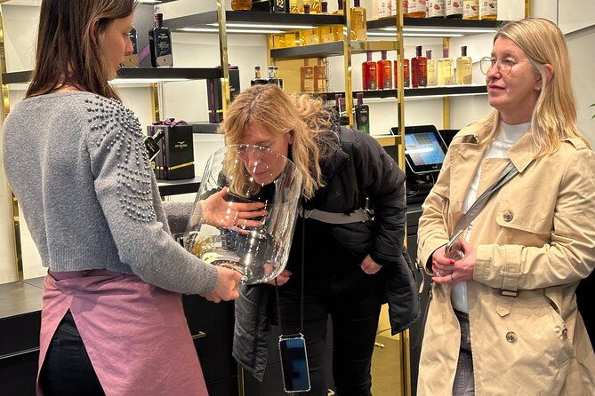 eating-milan-street-food-tour-with-guided-tasting-and-sightseeing-2