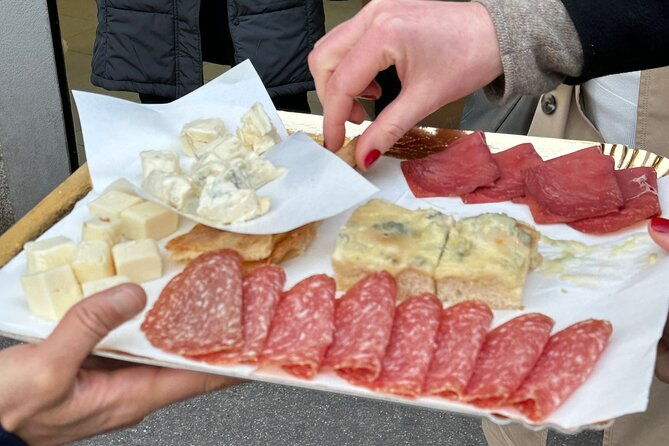 eating-milan-street-food-tour-with-guided-tasting-and-sightseeing