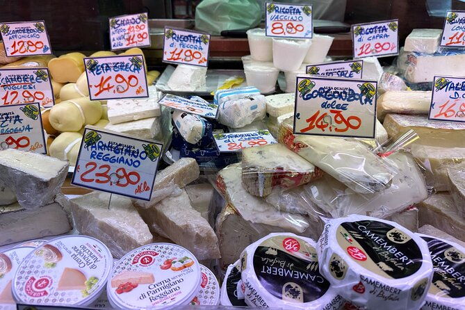 eating-milan-street-food-tour-with-guided-tasting-and-sightseeing