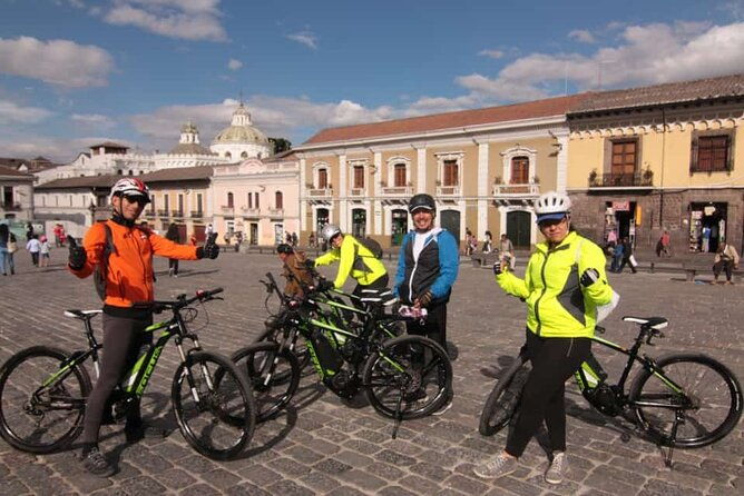 ebike-quito-city-around-quito