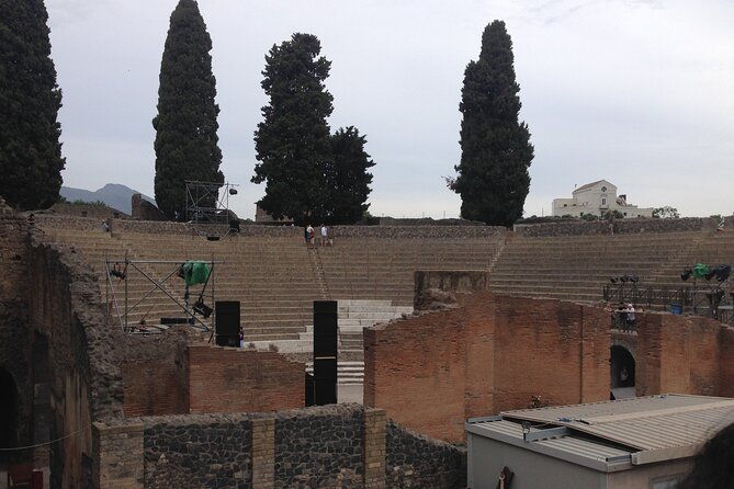 echoes-of-pompeii-a-self-guided-tour-through-mobile-app