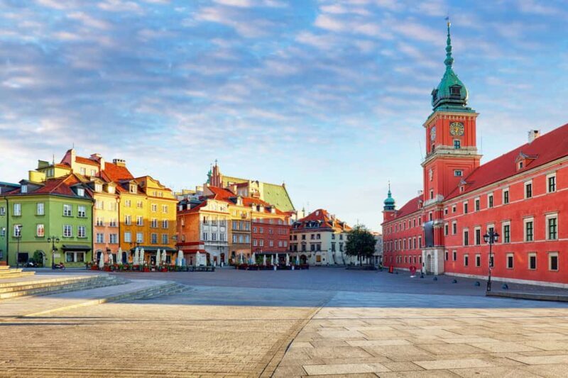 Eco Bike Tour of Warsaw Old Town, Top Sights and Nature - Discovering Warsaw on Two Wheels