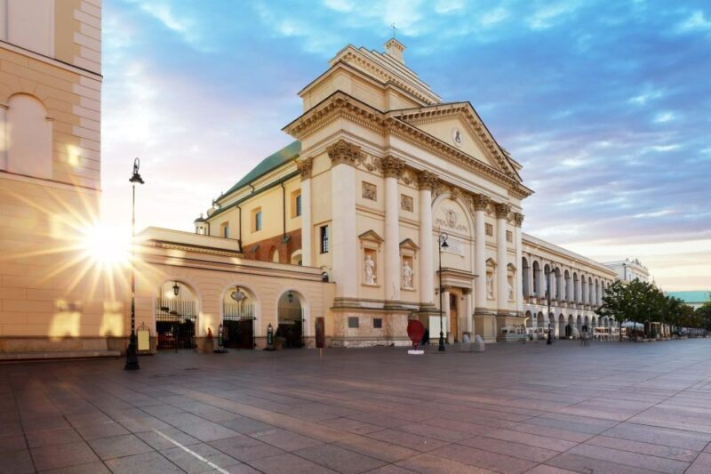 Eco Bike Tour of Warsaw Old Town, Top Sights and Nature - FAQ