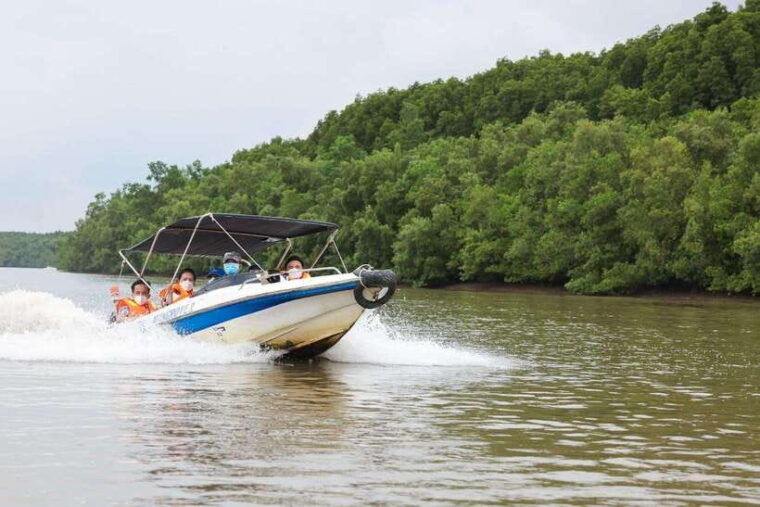 eco-tour-from-ho-chi-minh-can-gio-mangrove-forest