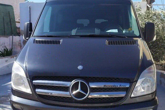 economy-roundtrip-transfer-santorini-airport-max-4-stop-2