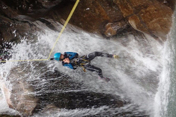 ecouges-sensational-canyoning-in-the-vercors-grenoble-lyon