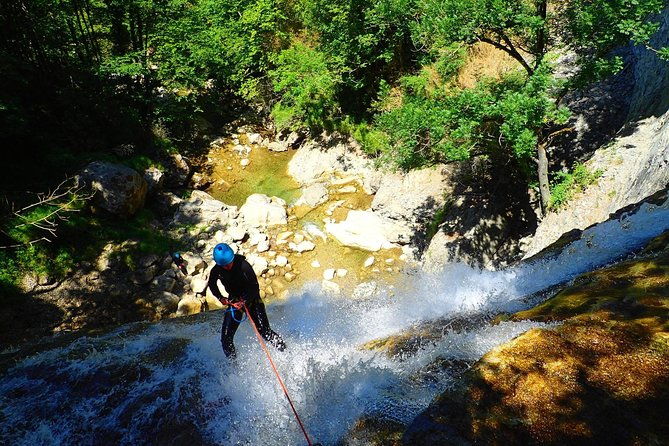 ecouges-sensational-canyoning-in-the-vercors-grenoble-lyon