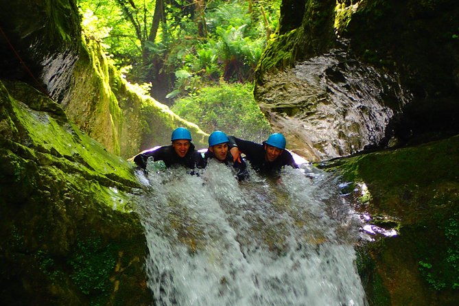 ecouges-sensational-canyoning-in-the-vercors-grenoble-lyon