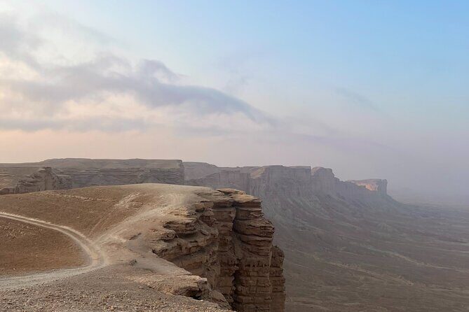 Edge of the World and Huraymila National Park Tour - Authentic Experiences from Past Visitors